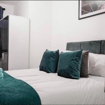 Two Bedrooms, Two Bath, Up To 3 Beds 1 Sofa - Slough Windsor Legoland المظهر الخارجي الصورة