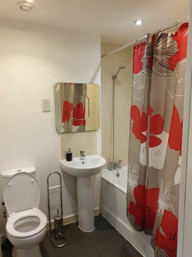 Two Bedrooms, Two Bath, Up To 3 Beds 1 Sofa - Slough Windsor Legoland المظهر الخارجي الصورة